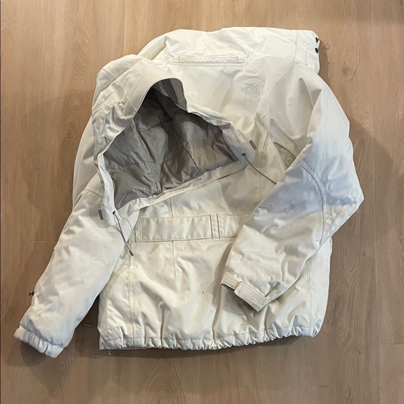 The North Face Cream Jacket with Gray Details - Picture 3 of 3